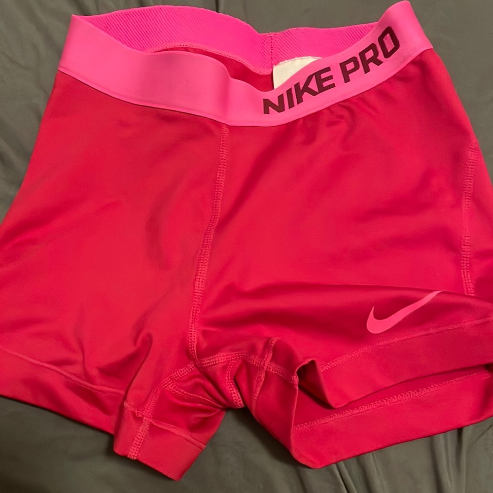 pink Nike pros